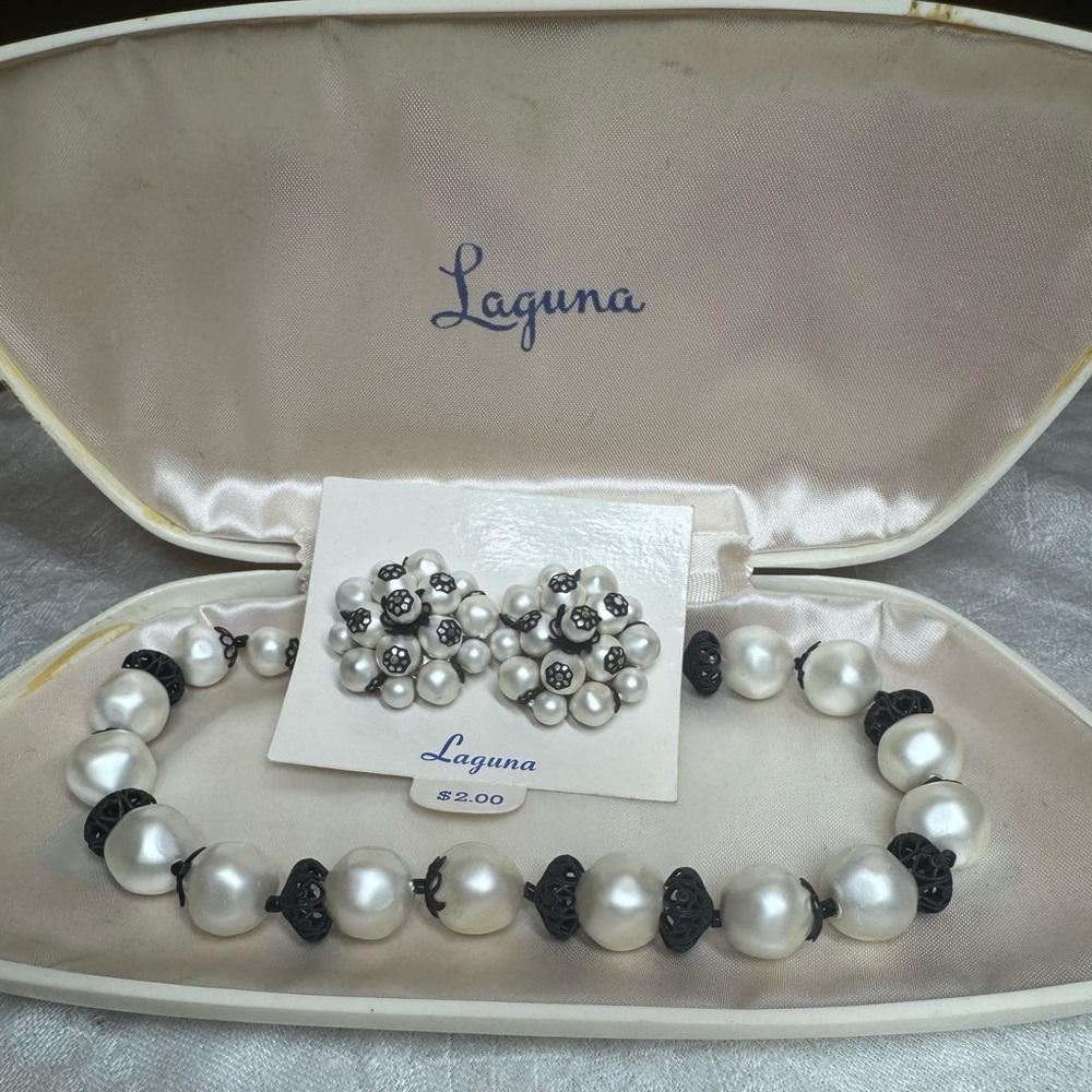 Laguna Signed Faux Pearl and Black Necklace Set
